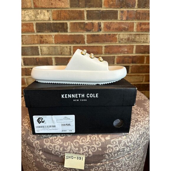 Kenneth Cole Women's Mello EVA Pearl Embellished Slide Sandal White Size 7 - Picture 6 of 6